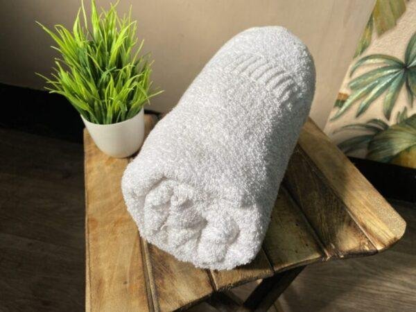 Super Soft 100 % Cotton Bath Towels - Milky White