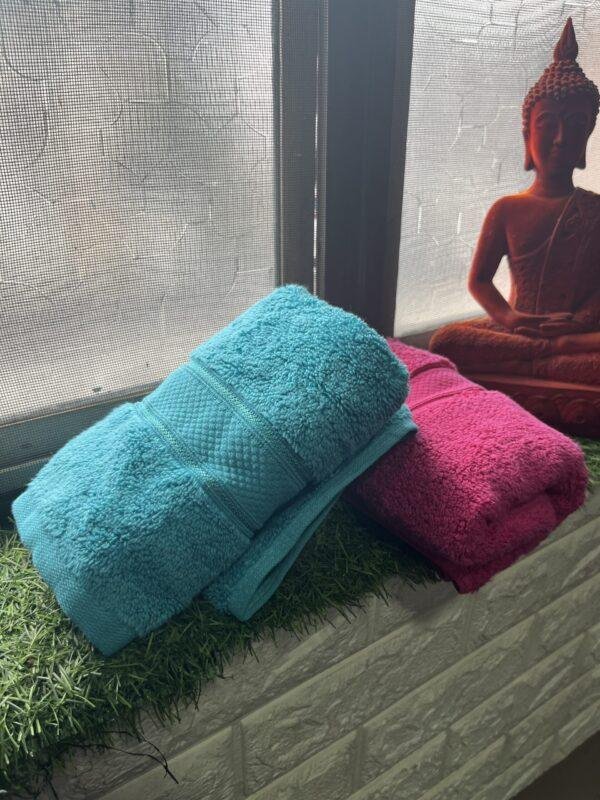 IMG_2809 Ultra Premium | Ultra Soft | Egyptian Cotton Hand/Face Towels with zero twist | ”Glistening Lancers” – Pack of 2